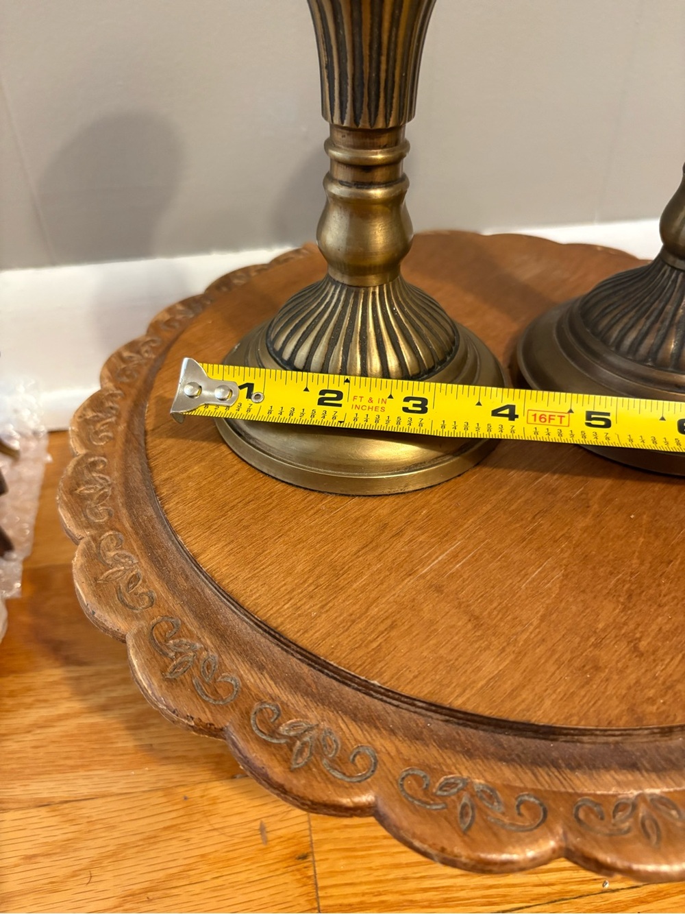 Pair of Vintage Brass Candlestick Holders Ornate - Picture 6 of 6